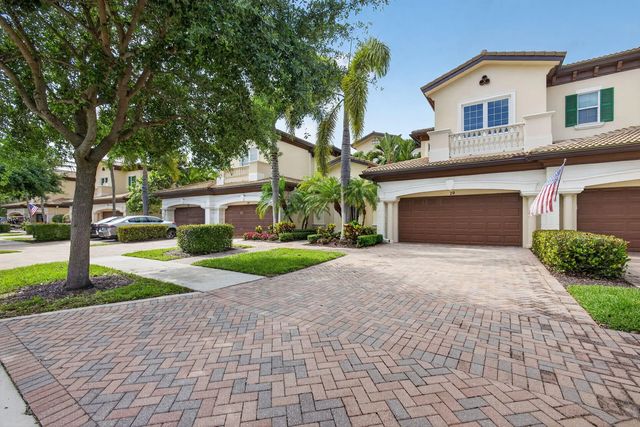 2 of 52 - 111 Tresana Boulevard #29, Jupiter, FL