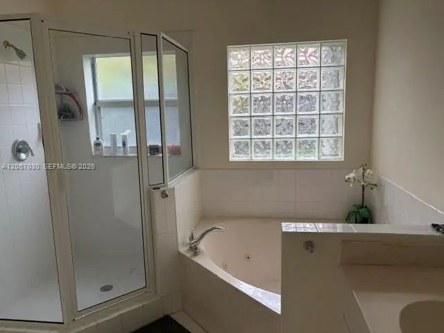 3 of 29 - 11351 Nw 64th Terrace, Doral, FL