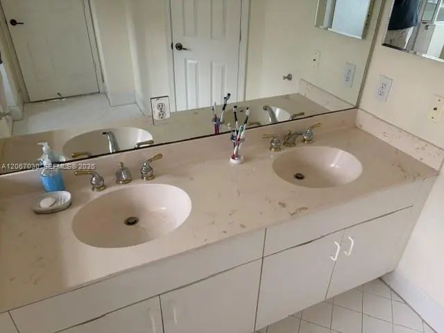 4 of 29 - 11351 Nw 64th Terrace, Doral, FL