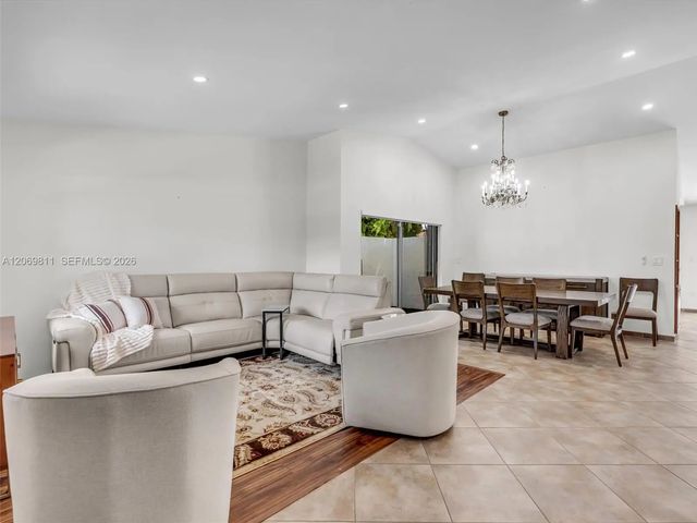 4 of 61 - 7457 Sw 112th Place, Miami, FL