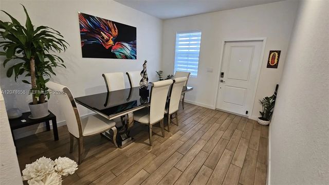 4 of 34 - 1677 Se 8th Avenue, Homestead, FL