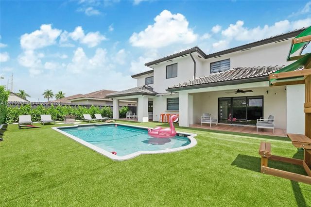 4 of 29 - 14241 Sw 160th Terrace, Miami, FL