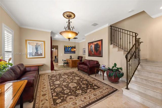 4 of 37 - 423 Sw 16th Street, Fort Lauderdale, FL
