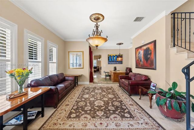 5 of 37 - 423 Sw 16th Street, Fort Lauderdale, FL