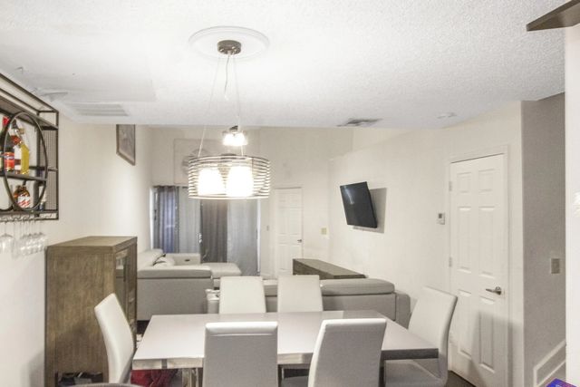 4 of 36 - 1905 Maplewood Drive, Greenacres, FL