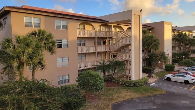 2 of 8 - 4401 Martinique Court #d4, Coconut Creek, FL
