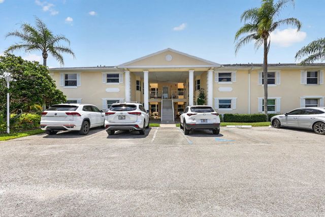 2 of 31 - 203 Grove Isle Circle, Vero Beach, FL