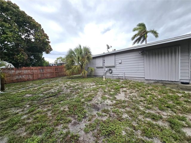 2 of 11 - 515 Hunter Street, West Palm Beach, FL
