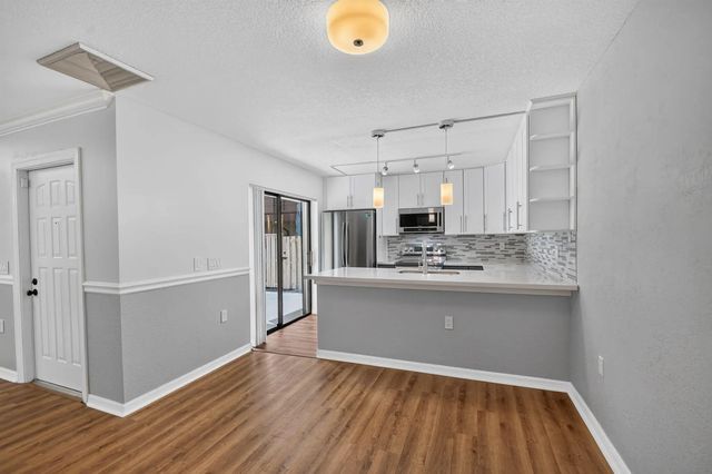 3 of 39 - 503 Buttonwood Lane, Boynton Beach, FL