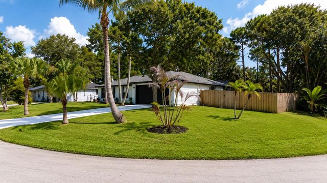 3 of 37 - 1898 Sw Lofgren Avenue, Port St. Lucie, FL