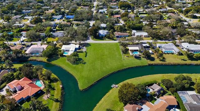 17325 Sw 84 Avenue, Palmetto Bay