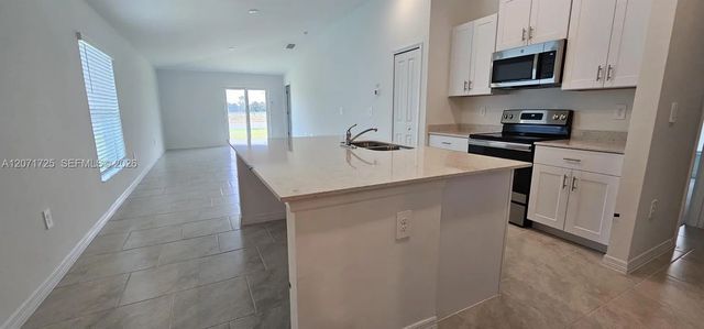 5 of 27 - 20190 Caroline Creek Place, Lehigh Acres, FL