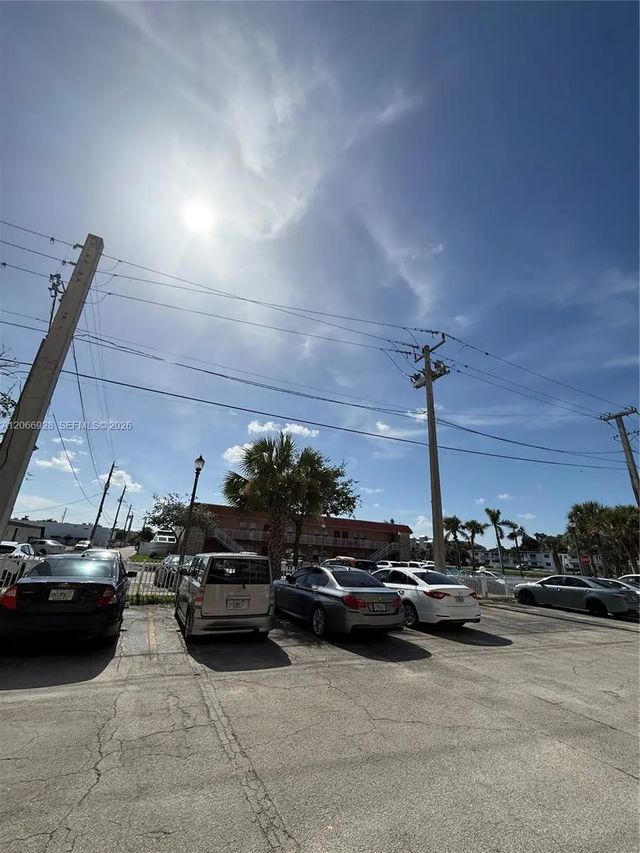 2 of 17 - 2025 Ne 164th Street #707, North Miami Beach, FL
