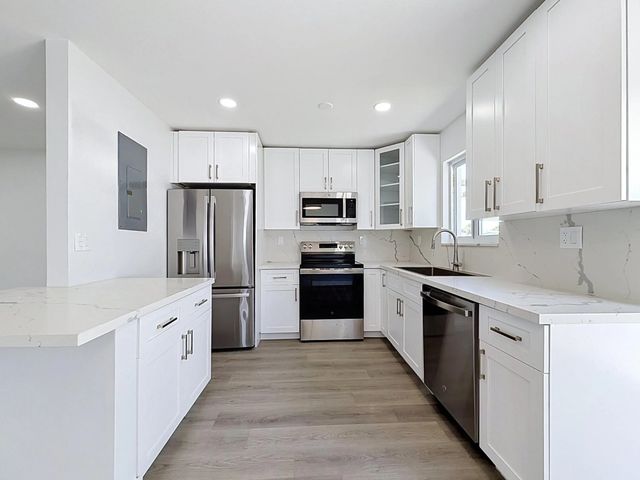5 of 25 - 1441 Sw 1st Terrace, Deerfield Beach, FL