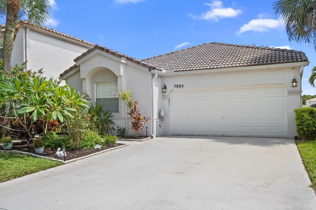 2 of 34 - 7865 Rockport Circle, Lake Worth, FL