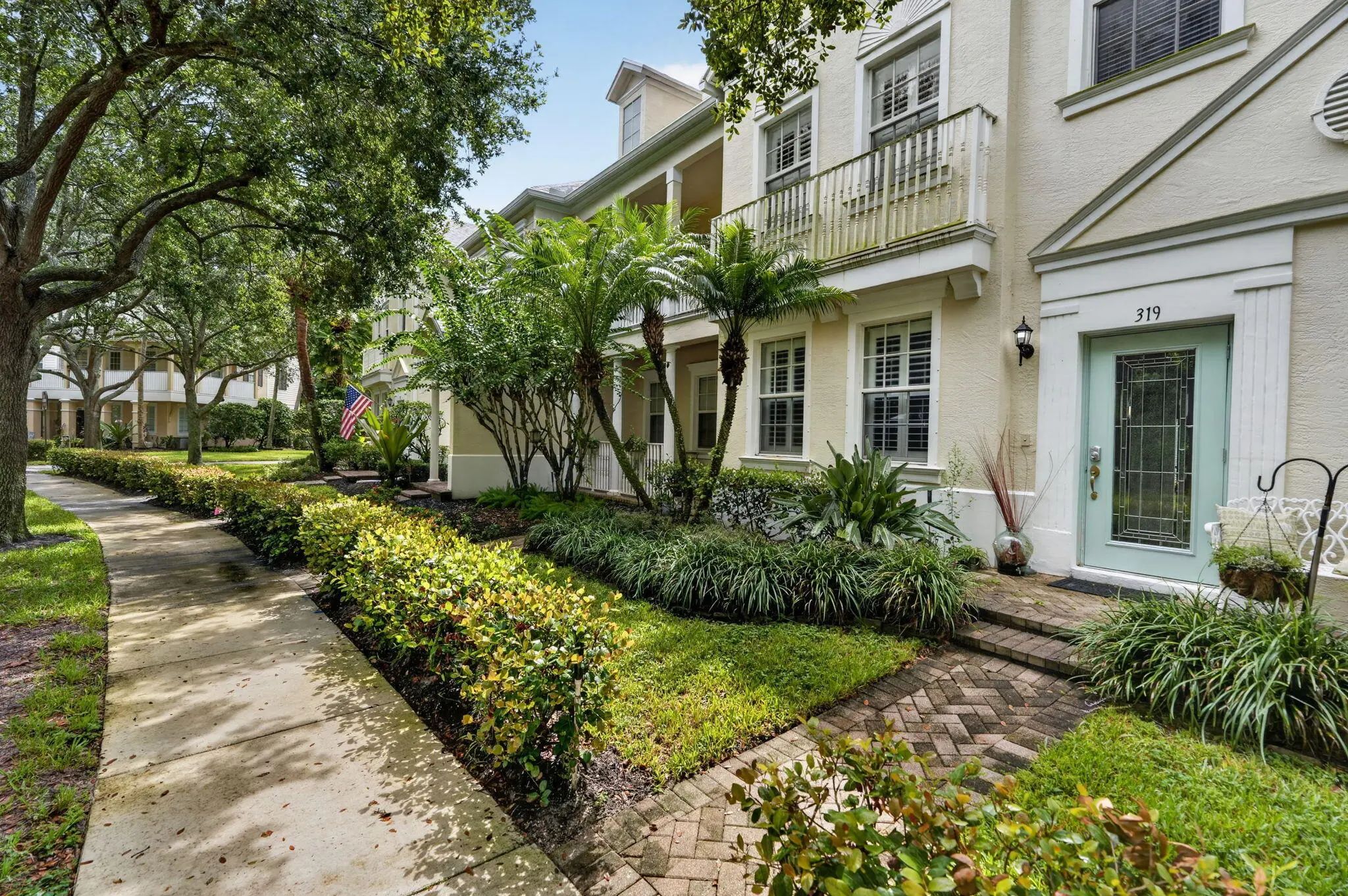 BOTANICA Residential home - 319 E Bay Cedar Circle, Jupiter