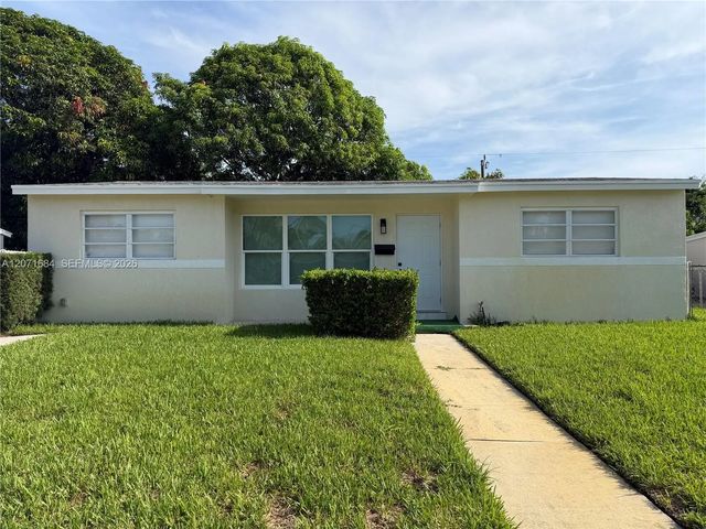 1240 W 26th Court, Riviera Beach