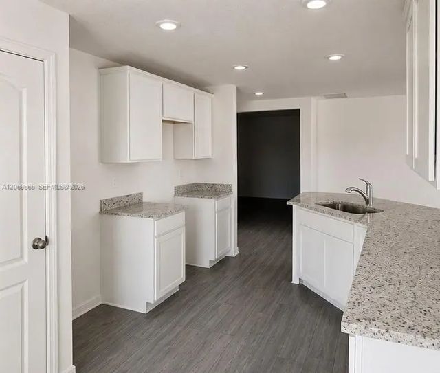 5 of 14 - 5424 Fantasy Drive, Fort Pierce, FL