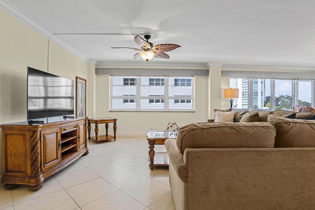 4 of 55 - 133 N Pompano Beach Boulevard, Pompano Beach, FL