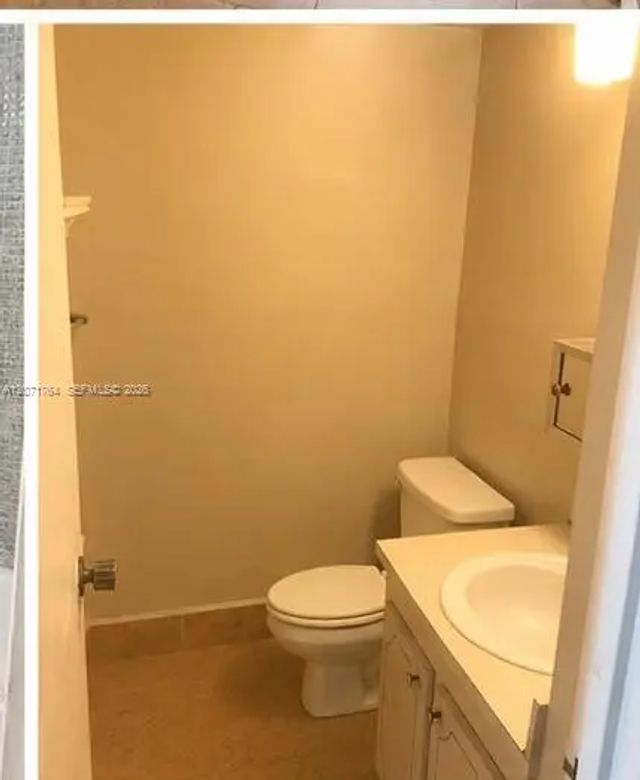 3 of 8 - 13155 Ixora Court #204, North Miami, FL