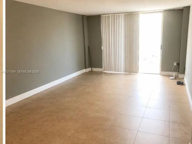 4 of 8 - 13155 Ixora Court #204, North Miami, FL