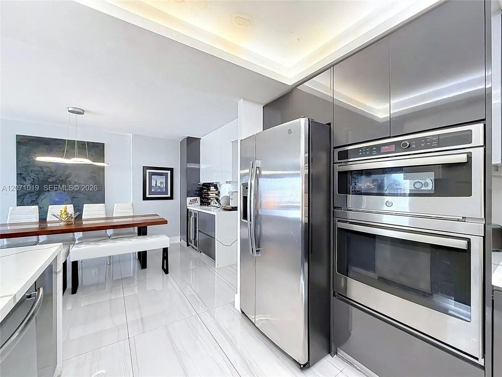 6900 Bay Drive #11g, Miami Beach