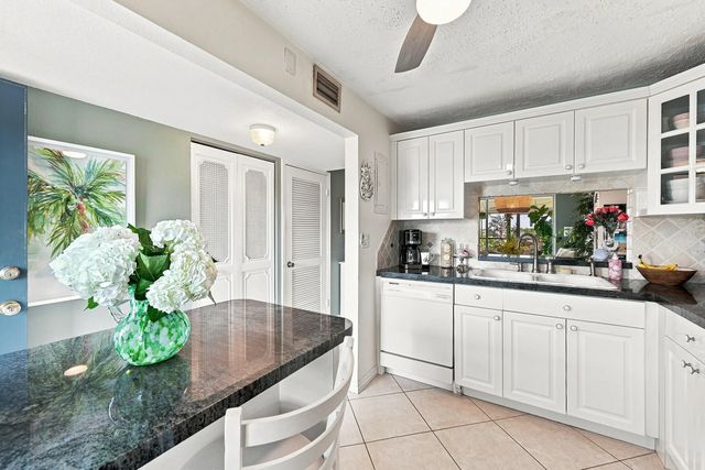 4 of 23 - 777 S Federal Highway #401n, Pompano Beach, FL