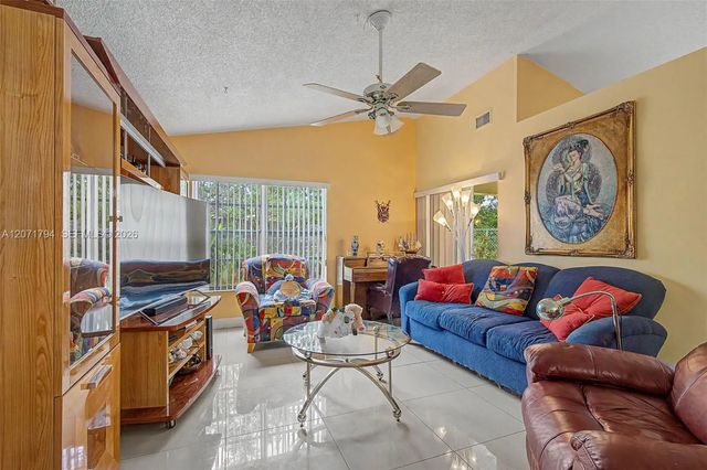 4 of 24 - 14963 Sw 74th Terrace, Miami, FL