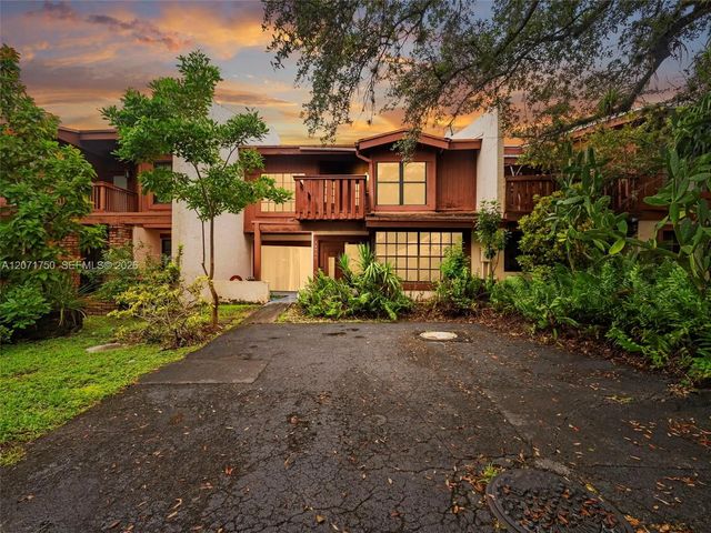 14755 Sw 74th Lane, Miami