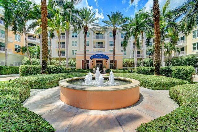 802 W Windward Way #316, Lantana
