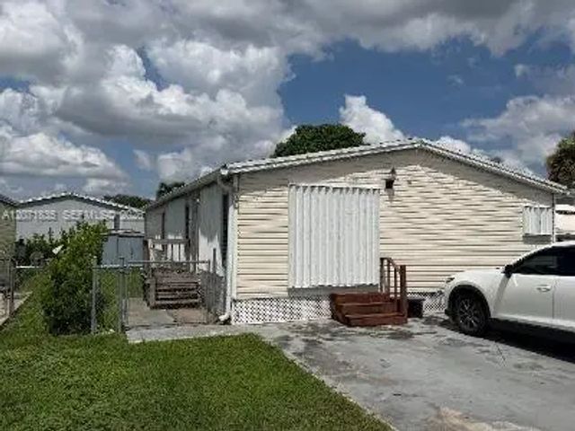 2 of 14 - 19800 Sw 180th Avenue #131, Miami, FL
