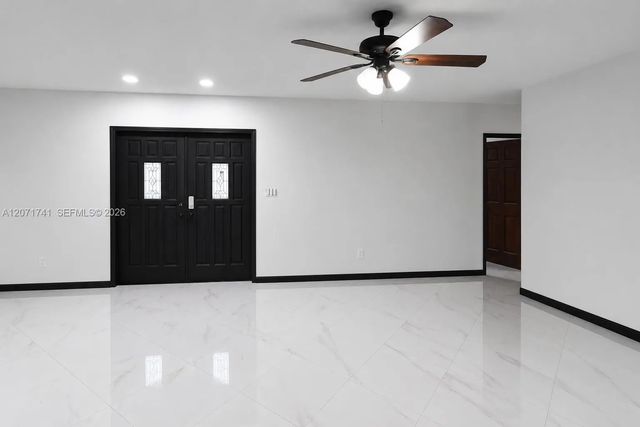 5 of 35 - 504 Nw 23rd Street, Homestead, FL