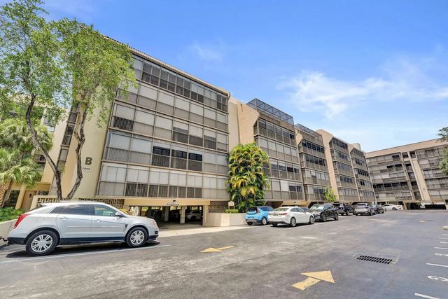 2802 N 46th Avenue #b318, Hollywood