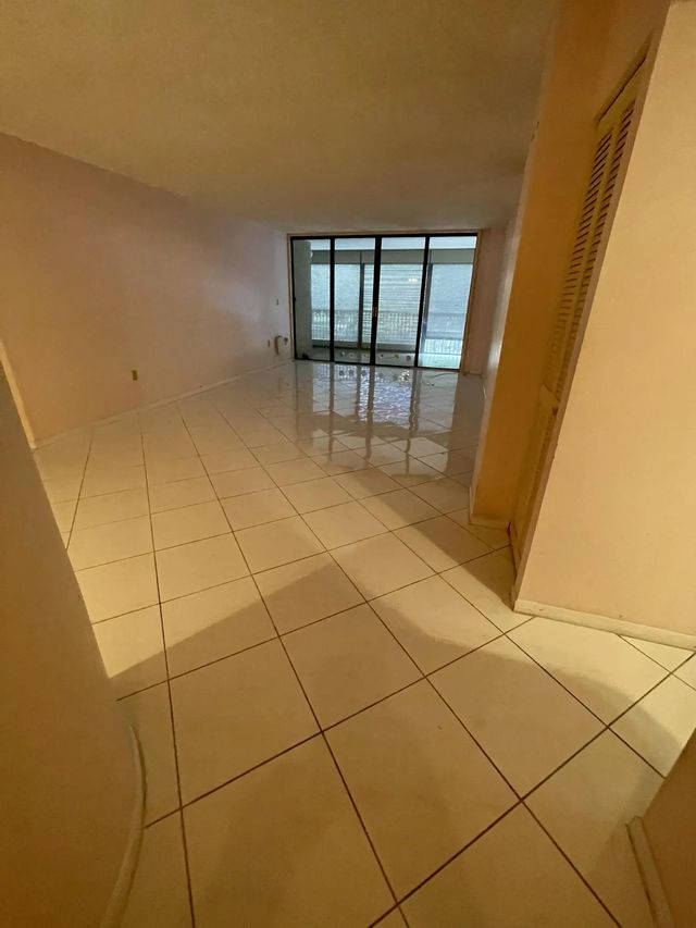 5 of 33 - 2802 N 46th Avenue #b318, Hollywood, FL