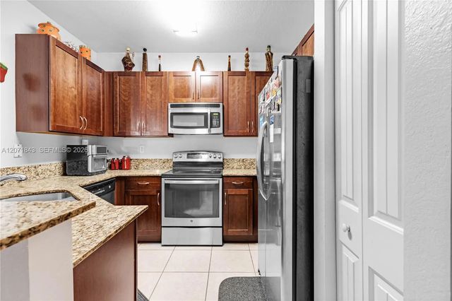 4 of 29 - 14061 Sw 276th Street, Homestead, FL