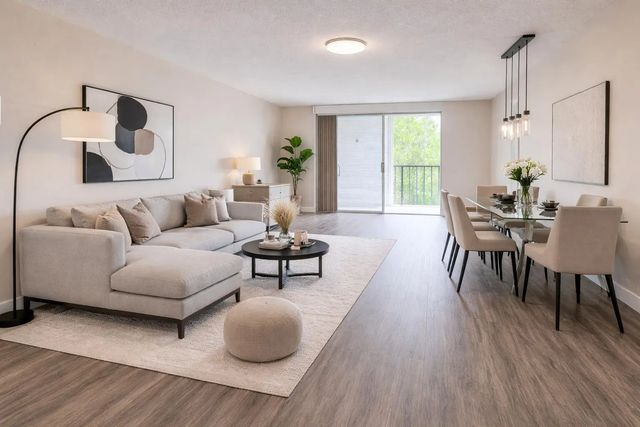 2 of 10 - 5860 Nw 44th Street #412, Lauderhill, FL