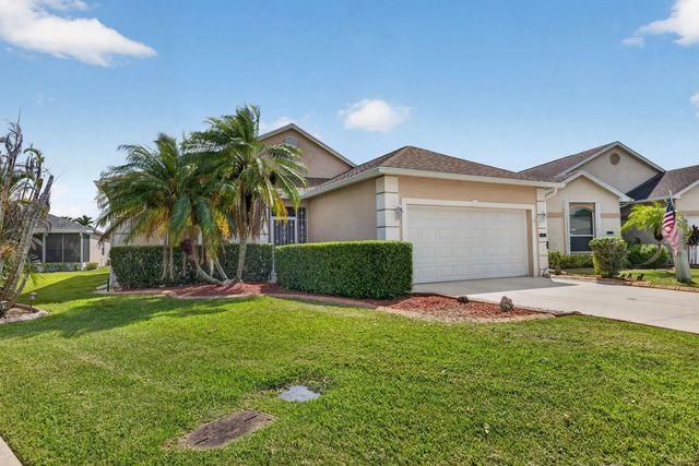 2 of 30 - 521 Nw Galatone Court, Port St. Lucie, FL