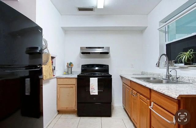 5 of 18 - 120 Banyan Drive, Port St. Lucie, FL