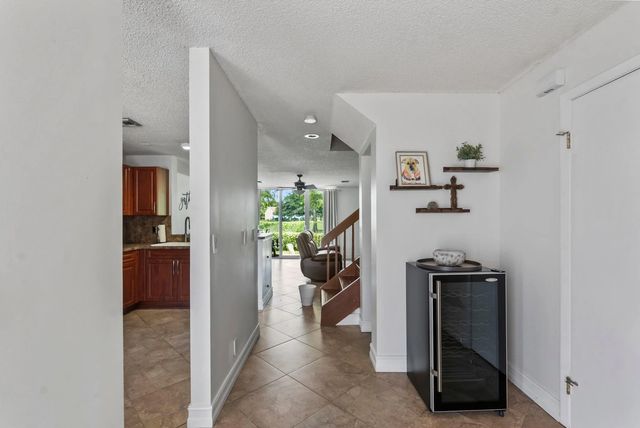 3 of 34 - 7127 Woodmont Way #7127, Tamarac, FL