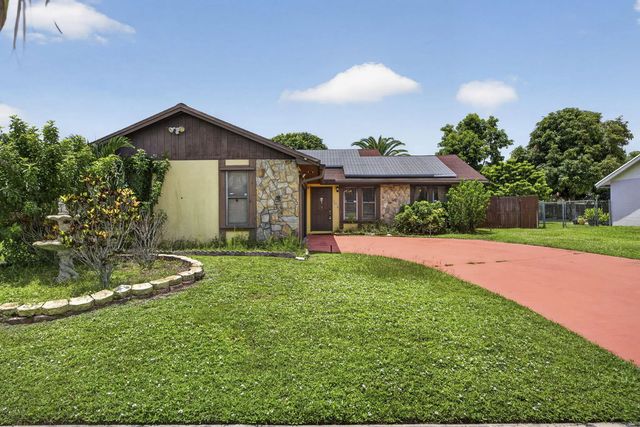 3 of 50 - 254 La Mancha Avenue, Royal Palm Beach, FL