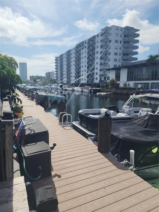 3600 Ne 167th Street #19, North Miami Beach
