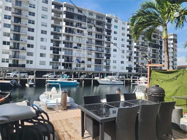 3 of 19 - 3600 Ne 167th Street #19, North Miami Beach, FL