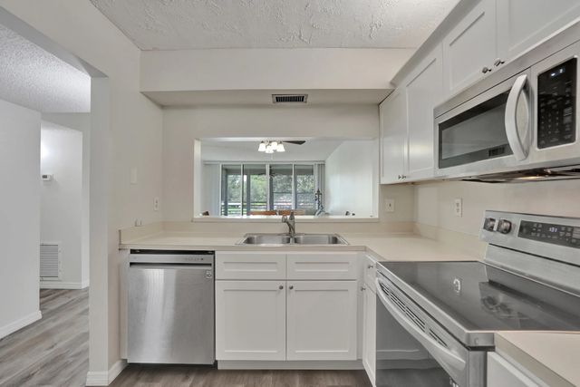 5 of 46 - 1920 Sabal Palm Drive #203, Davie, FL