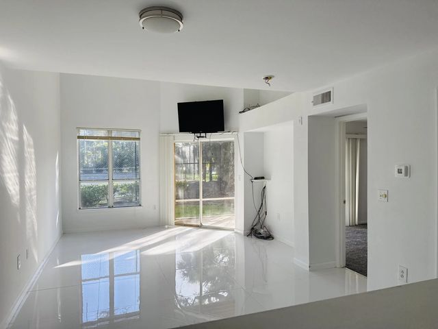 4791 Via Palm Lakes #1706, West Palm Beach