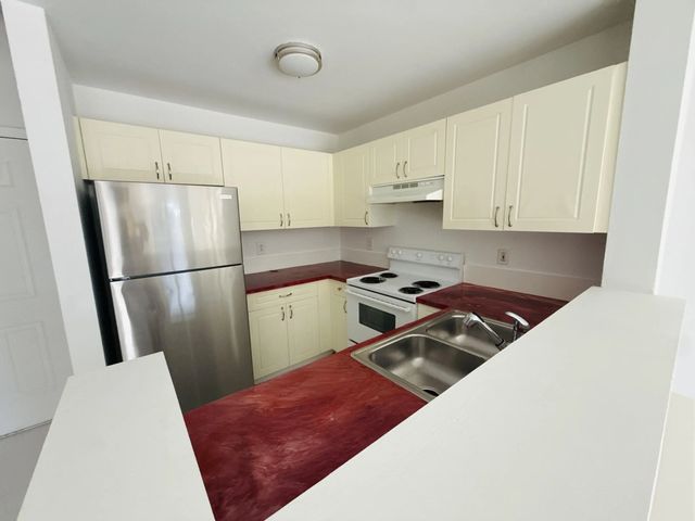 3 of 39 - 4791 Via Palm Lakes #1706, West Palm Beach, FL