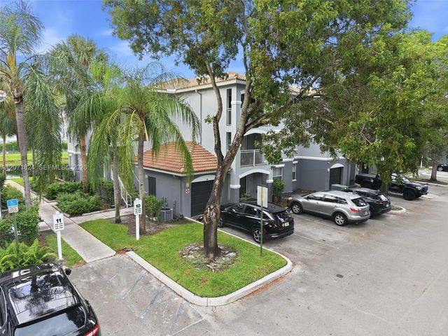 2 of 39 - 9615 Nw 1st Court #302, Pembroke Pines, FL