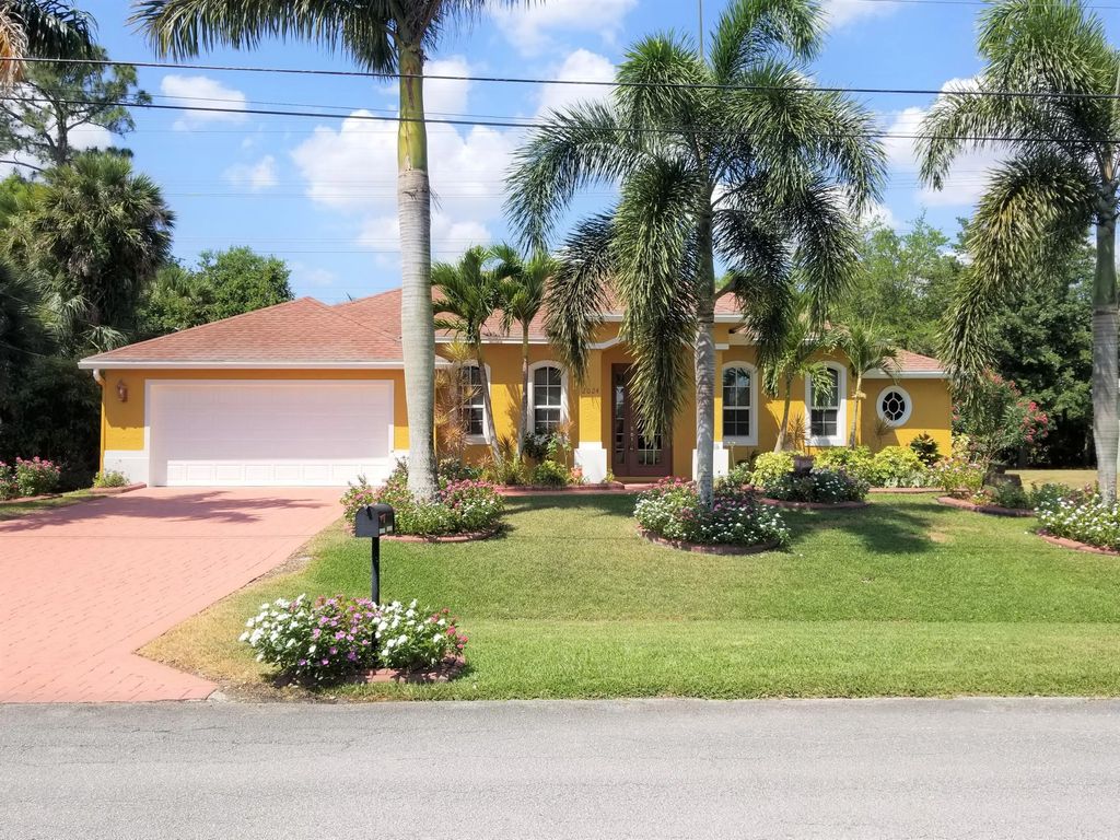 2024 Sw Driftwood Street, Port St. Lucie