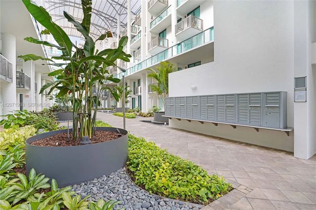 3 of 55 - 6000 Collins Avenue #336, Miami Beach, FL
