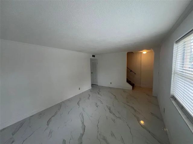 5 of 30 - 5847 Blueberry Court #85, Lauderhill, FL