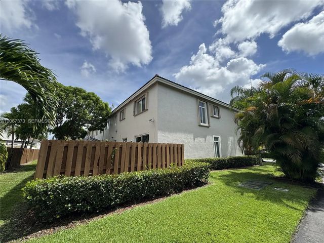 3 of 22 - 5606 Nw 112th Passage, Doral, FL
